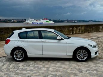 BMW 1 SERIES 1.5 118i SE Business Hatchback 5dr Petrol Auto Euro 6 (s/s) (136