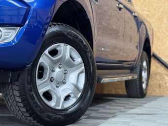 FORD RANGER 3.2 TDCi Limited 1 Pickup Double Cab 4dr Diesel Auto 4WD Euro 5 