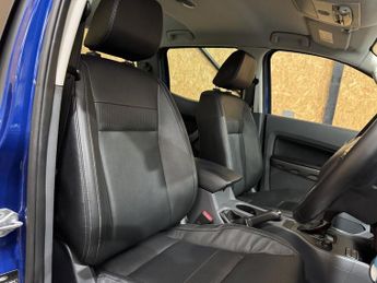 FORD RANGER 3.2 TDCi Limited 1 Pickup Double Cab 4dr Diesel Auto 4WD Euro 5 