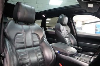 LAND ROVER RANGE ROVER SPORT 3.0 SD V6 Autobiography Dynamic SUV 5dr Diesel Auto 4WD Euro 5 (