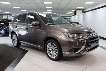 Mitsubishi Outlander 2.4h TwinMotor 13.8kWh Dynamic SUV 5dr Petrol Plug-in Hybrid CVT