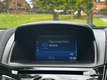 FORD FIESTA 1.0T EcoBoost Zetec Hatchback 5dr Petrol Powershift Euro 6 (100 