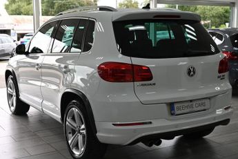 VOLKSWAGEN TIGUAN 2.0 TDI BlueMotion Tech R-Line SUV 5dr Diesel DSG 4WD Euro 5 (s/