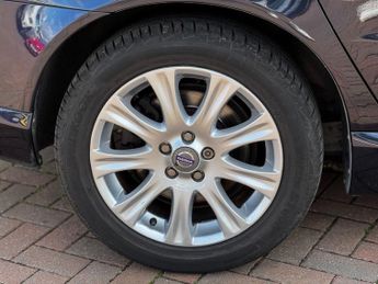 VOLVO V70 2.4 D5 SE Lux Estate Magic Blue Diesel Geartronic Euro 5 (205 ps