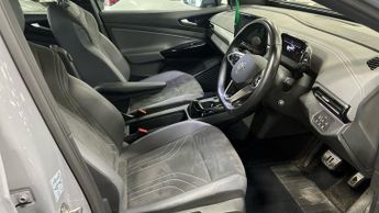 VOLKSWAGEN ID4 Pro Performance 77kWh Style Edition SUV 5dr Electric Auto (204 p