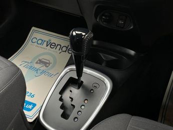 TOYOTA YARIS 1.5 VVT-h Icon Tech Hatchback 5dr Petrol Hybrid E-CVT Euro 6 (s/