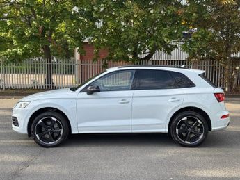 AUDI Q5 2.0 TDI 40 Black Edition SUV 5dr Diesel S Tronic quattro Euro 6 