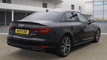 AUDI A4 2.0 TFSI 35 Black Edition Saloon 4dr Petrol S Tronic Euro 6 (s/s