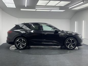 AUDI E-TRON 55 Black Edition SUV 5dr Electric Auto quattro 95kWh (11kW Charg
