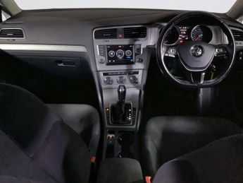 VOLKSWAGEN GOLF 1.6 TDI BlueMotion Tech Match Edition Hatchback 5dr Diesel DSG E