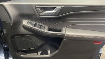 FORD KUGA 2.5 Duratec 14.4kWh ST-Line X Edition SUV 5dr Petrol Plug-in Hyb