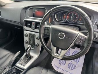 VOLVO V40 2.0 D3 Inscription Edition Hatchback 5dr Diesel Auto Euro 6 (s/s