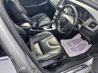 VOLVO V40 2.0 D3 Inscription Edition Hatchback 5dr Diesel Auto Euro 6 (s/s