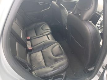 VOLVO V40 2.0 D3 Inscription Edition Hatchback 5dr Diesel Auto Euro 6 (s/s