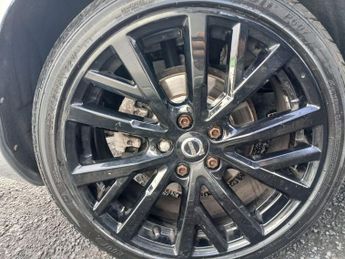 VOLVO V40 2.0 D3 Inscription Edition Hatchback 5dr Diesel Auto Euro 6 (s/s