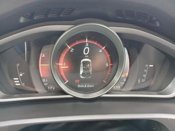 VOLVO V40 2.0 D3 Inscription Edition Hatchback 5dr Diesel Auto Euro 6 (s/s