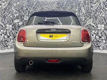MINI HATCH 1.5 Cooper Classic Hatchback 5dr Petrol Steptronic Euro 6 (s/s) 