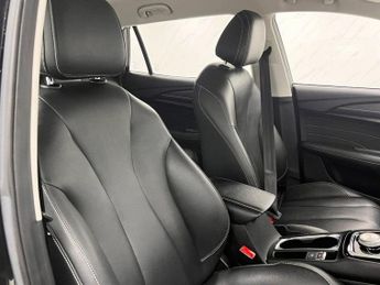 MG 1100 61.1kWh Exclusive Long Range Estate 5dr Electric Auto (156 ps)