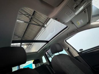 VOLKSWAGEN TIGUAN 2.0 TDI SEL SUV 5dr Diesel DSG 4Motion Euro 6 (s/s) (190 ps)