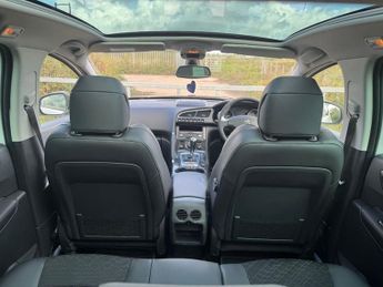 PEUGEOT 3008 1.6 e-HDi Allure SUV 5dr Diesel EGC Euro 5 (s/s) (115 ps)