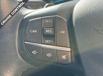 FORD FIESTA 1.0T EcoBoost Zetec Hatchback 5dr Petrol Auto Euro 6 (s/s) (100 