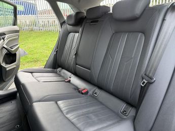 AUDI E-TRON 50 Technik SUV 5dr Electric Auto quattro 71.2kWh (313 ps)