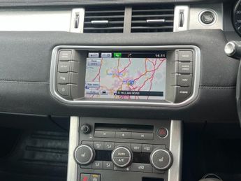 LAND ROVER RANGE ROVER EVOQUE 2.2 SD4 Pure Tech SUV 5dr Diesel Auto 4WD Euro 5 (s/s) (190 ps)