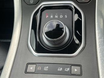 LAND ROVER RANGE ROVER EVOQUE 2.2 SD4 Pure Tech SUV 5dr Diesel Auto 4WD Euro 5 (s/s) (190 ps)