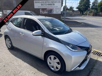 Toyota AYGO 1.0 VVT-i X-PLAY 5DR HATCHBACK PETROL MAUAL