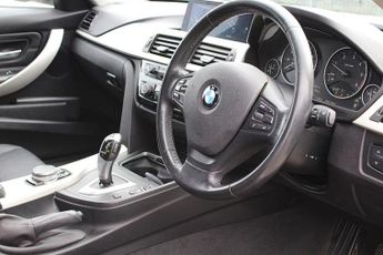 BMW 3 SERIES 2.0 320d SE Saloon 4dr Diesel Auto xDrive Euro 6 (s/s) (190 ps)