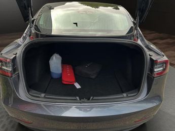 TESLA Model 3 (Dual Motor) Performance Saloon 4dr Electric Auto 4WDE (Performa