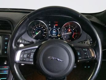 JAGUAR F-PACE 2.0 D180 R-Sport SUV 5dr Diesel Auto Euro 6 (s/s) (180 ps)