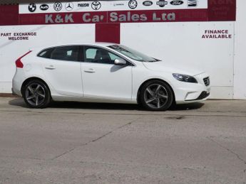 VOLVO V40 1.6 D2 R-Design Hatchback 5dr Diesel Powershift Euro 5 (s/s) (11