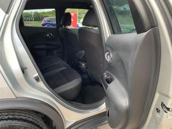 NISSAN JUKE 1.6 Acenta Premium SUV 5dr Petrol XTRON Euro 5 (117 ps)
