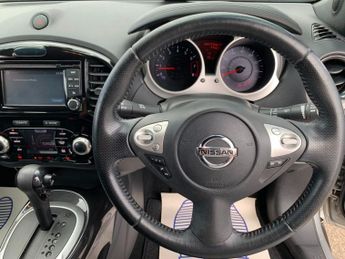 NISSAN JUKE 1.6 Acenta Premium SUV 5dr Petrol XTRON Euro 5 (117 ps)