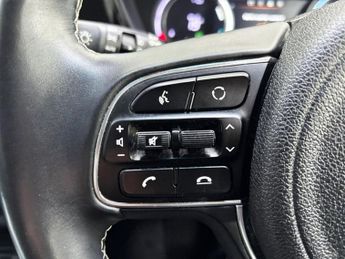 KIA NIRO 64kWh 3 SUV 5dr Electric Auto (201 bhp)
