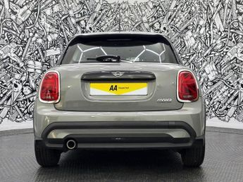 MINI HATCH 1.5 Cooper Classic Hatchback 5dr Petrol Steptronic Euro 6 (s/s) 