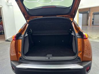 PEUGEOT 2008 1.2 PureTech GT SUV 5dr Petrol Manual Euro 6 (s/s) (130 ps)