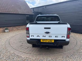FORD RANGER 3.2 TDCi Wildtrak Pickup Double Cab 4dr Diesel Auto 4WD Euro 6 (
