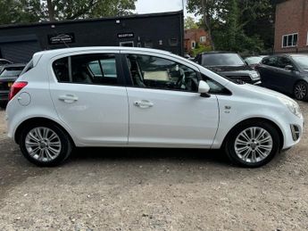 VAUXHALL CORSA 1.4 16V SE Hatchback 5dr Petrol Auto Euro 5 (100 ps)