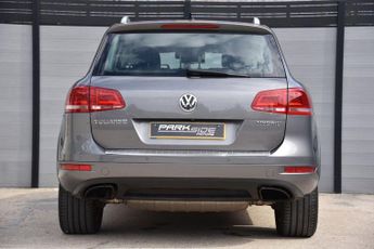 VOLKSWAGEN TOUAREG 3.0h TSI V6 Hybrid SUV 5dr Petrol Hybrid Tiptronic 4WD Euro 5 (s