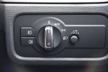 VOLKSWAGEN TOUAREG 3.0h TSI V6 Hybrid SUV 5dr Petrol Hybrid Tiptronic 4WD Euro 5 (s