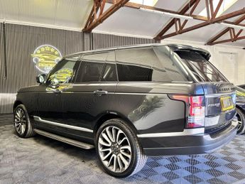 LAND ROVER RANGE ROVER 3.0 TD V6 Vogue SE SUV 5dr Diesel Auto 4WD Euro 5 (s/s) (258 ps)