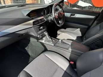 MERCEDES-BENZ C-CLASS 2.1 C250 CDI BlueEfficiency Sport Saloon 4dr Diesel G-Tronic+ Eu