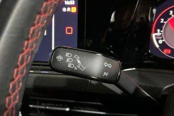 VOLKSWAGEN GOLF 2.0 TSI GTI Hatchback 5dr Petrol DSG Euro 6 (s/s) (245 ps) Front