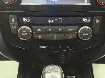 NISSAN X-TRAIL 1.6 dCi Tekna SUV 5dr Diesel XTRON Euro 6 (s/s) (130 ps)