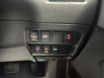 NISSAN X-TRAIL 1.6 dCi Tekna SUV 5dr Diesel XTRON Euro 6 (s/s) (130 ps)