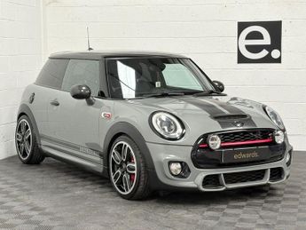 MINI Hatch 2.0 Challenge 210 Hatchback 3dr Petrol Manual Euro 6 (s/s) (210 