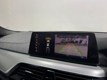 BMW 5 SERIES 2.0 520d M Sport Saloon 4dr Diesel Auto Euro 6 (s/s) (190 ps)