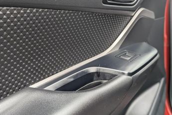 TOYOTA C-HR 1.8 VVT-h GPF Icon SUV 5dr Petrol Hybrid CVT Euro 6 (s/s) (122 p